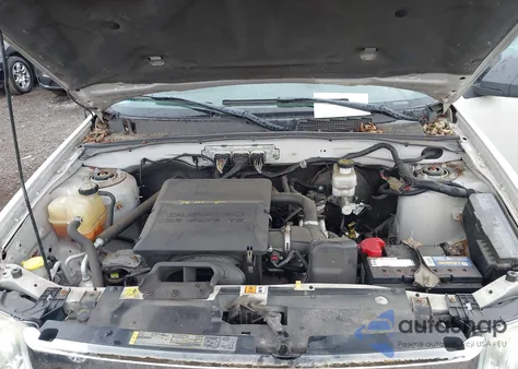 2009 Ford Escape Xlt from USA, damaged, VIN 1FMCU93G19KA86415